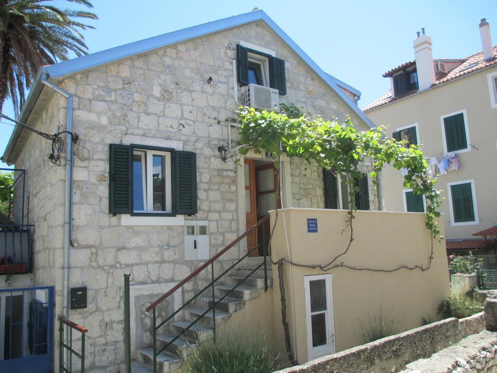 Apartamento Luxury Mansarda Duplex - City Centre - Stone House Split Exterior foto