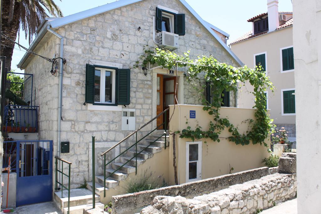 Apartamento Luxury Mansarda Duplex - City Centre - Stone House Split Exterior foto