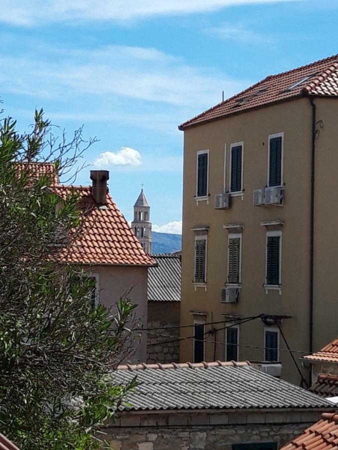 Apartamento Luxury Mansarda Duplex - City Centre - Stone House Split Exterior foto